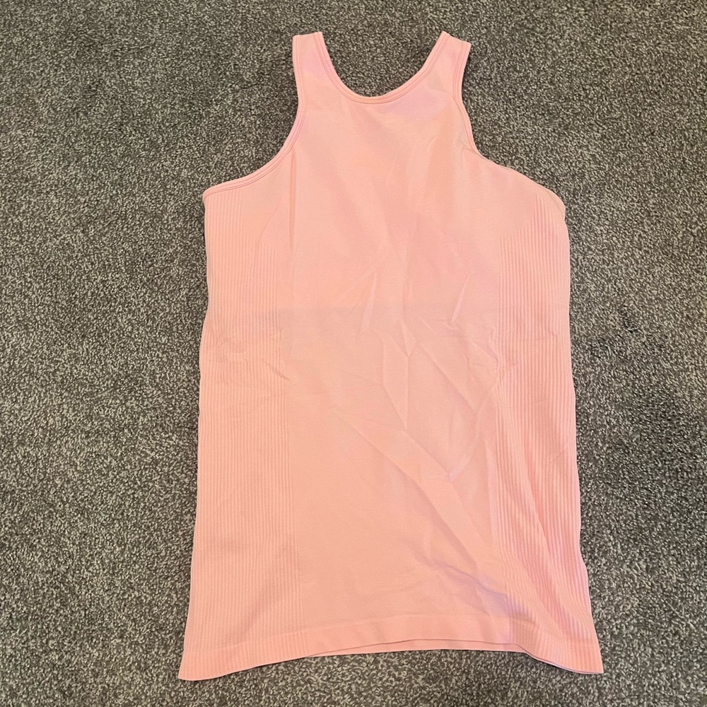 Lululemon ebb to street high necktank